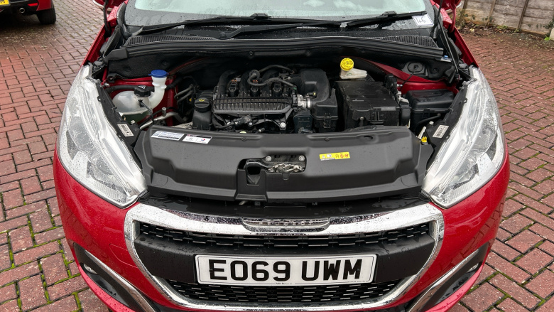 Peugeot 208 1.2 PureTech 82 Tech Edition 5dr [Start Stop] Petrol Hatchback